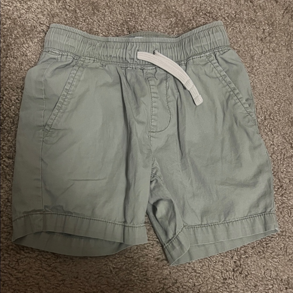 Boys green casual shorts
